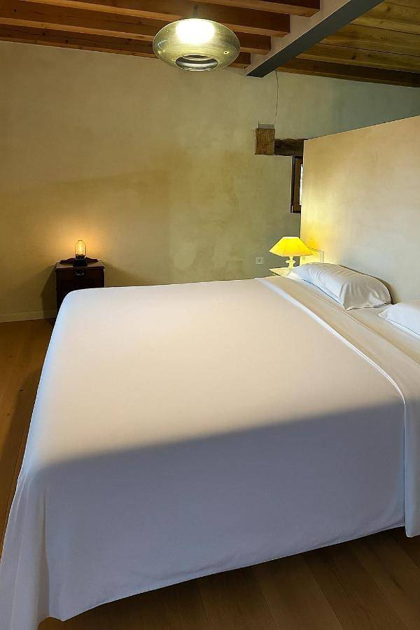 Casa rural con piscina para 8 personas, con piscina y jardín además de piscina para niños y vistas, Familias con niños en Solsonés - 3