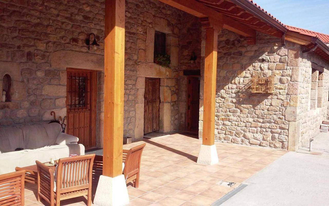 Apartamento entero, Apartment with Garden View in Cabezón de la Sal, Costa de Cantabria