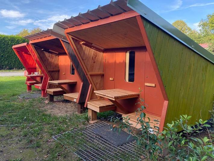 Camping La Faloise - Unterkunft 2 personen - Etappenhütte - ohne Sanitäranlagen in Angicourt, Oise