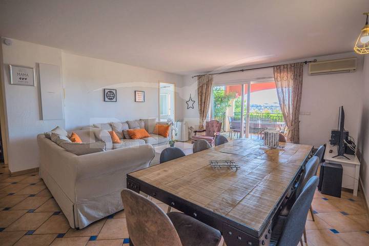 Gîte pour 6 personnes, avec piscine dans Golf Bluegreen Sainte-Maxime - 4