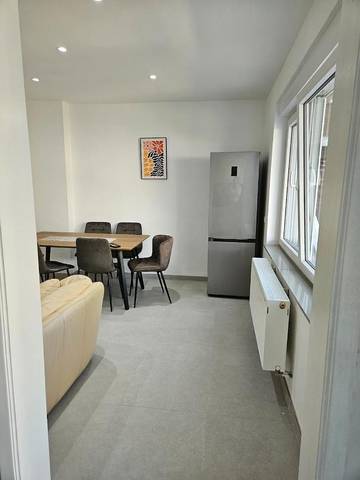 Location de vacances pour 8 personnes, avec terrasse et jardin dans Montignies Sur Sambre