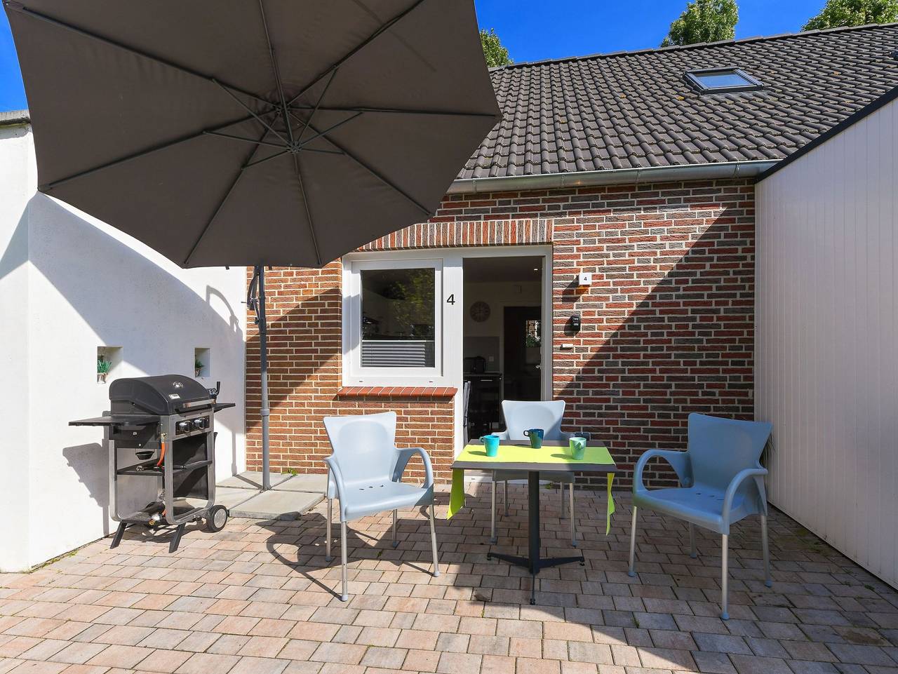 Ganze Ferienwohnung, Haus Baumkrone - Ferienwohnung Kastanie in Groß Holum, Neuharlingersiel