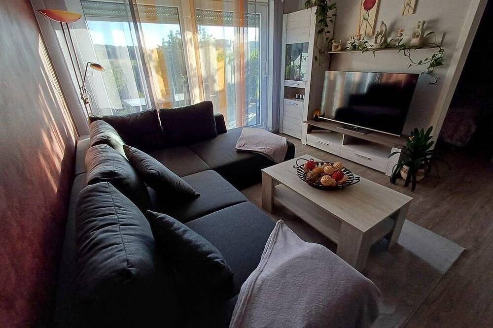 Ganze Wohnung, Weinberg-Oase - Ferienwohnung in Ockfen, Landkreis Trier-Saarburg