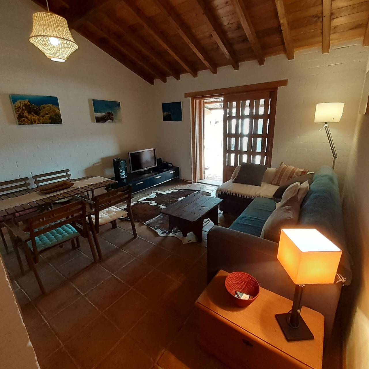Casa de vacaciones 'Beach House - Carrapateira' con Wi-Fi in Carrapateira, Parque Natural del Suroeste Alentejano y Costa Vicentina
