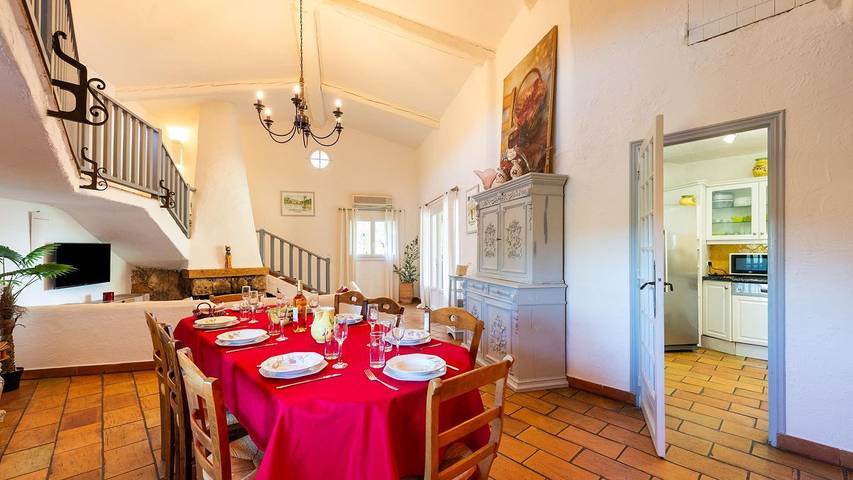 Location de vacances pour 13 personnes, avec terrasse ainsi que piscine et jardin, animaux acceptés à Mouans-Sartoux - 4