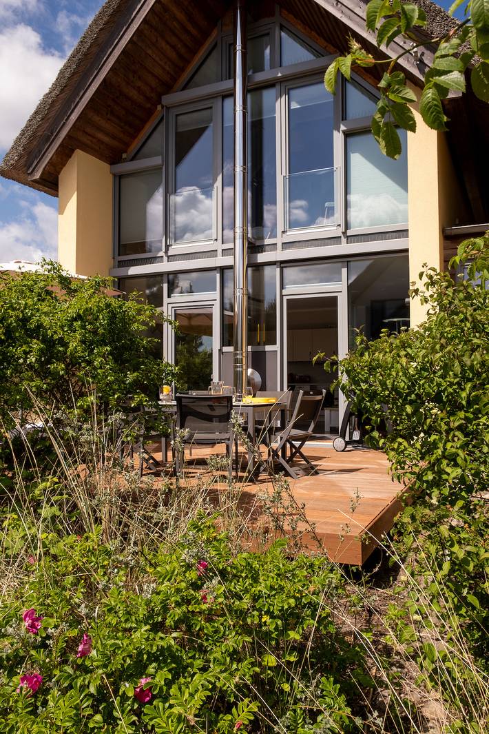 Strandhaus für 6 Personen, mit Terrasse und Sauna sowie Seeblick in Heiligenhafen