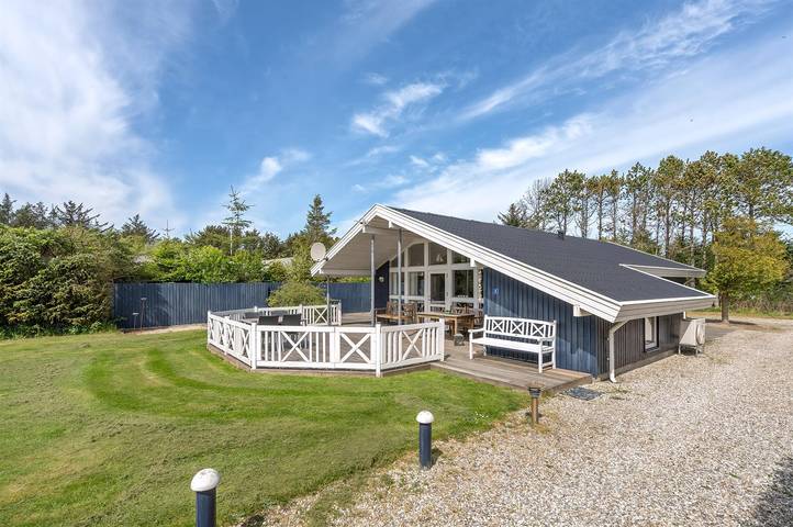 Ferienhaus für 8 Personen, mit Terrasse und Sauna in Grønhøj Strand