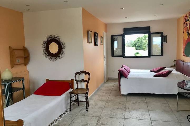 Location de vacances pour 16 personnes, avec Terrasse et Jardin à Loupian - 3