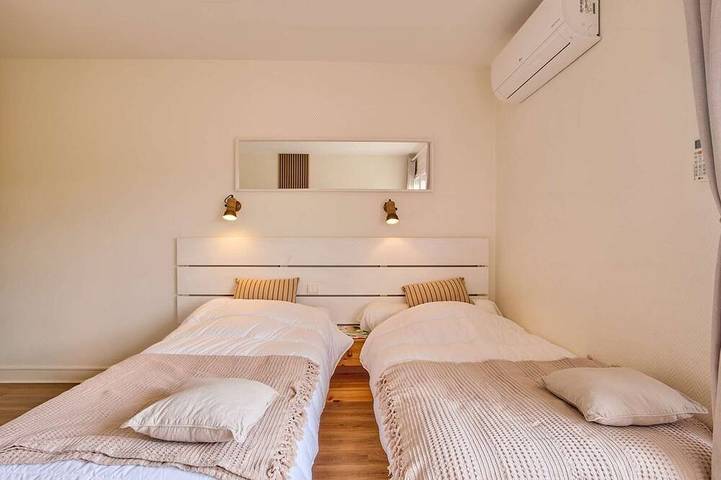Appartement entier, Studio rénové climatisé avec balcon, animaux admis in Cazaubon, Gers