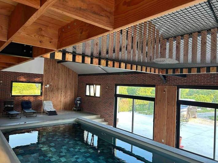 Cottage pour 9 personnes, avec piscine et jardin, animaux acceptés dans Beaumé