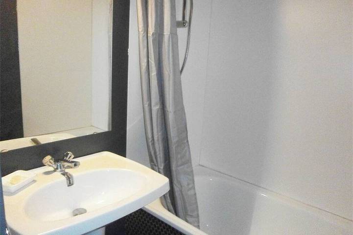 Gîte pour 6 personnes, avec balcon dans Station de Piau Engaly - 4