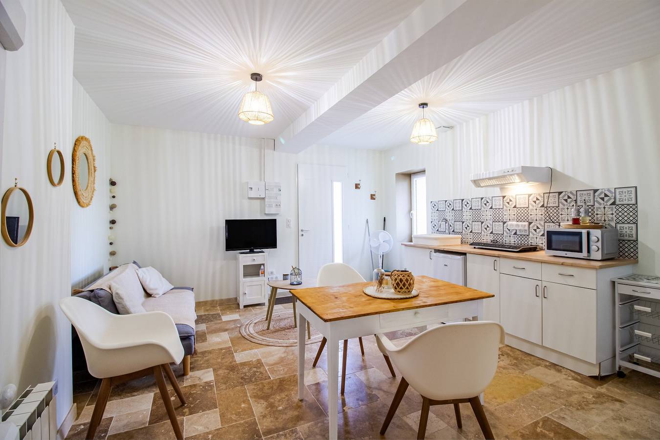 Appartement entier, Appartement 'Gîte La Pierre' avec Wi-Fi in Saint-Médard-de-Mussidan, Périgord Blanc