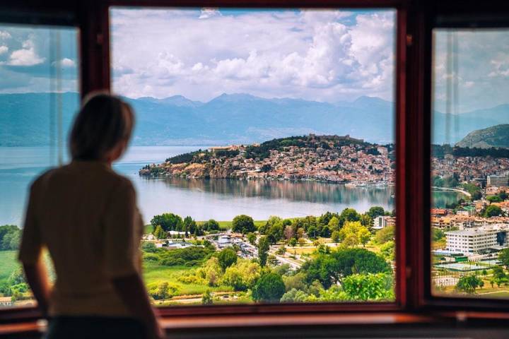 Διαμερίσματα διακοπών για 4 άτομα, με Μπαλκόνι και Ταράτσα καθώς και Κήπο και Θέα στη λίμνη στη Βόρεια Μακεδονία