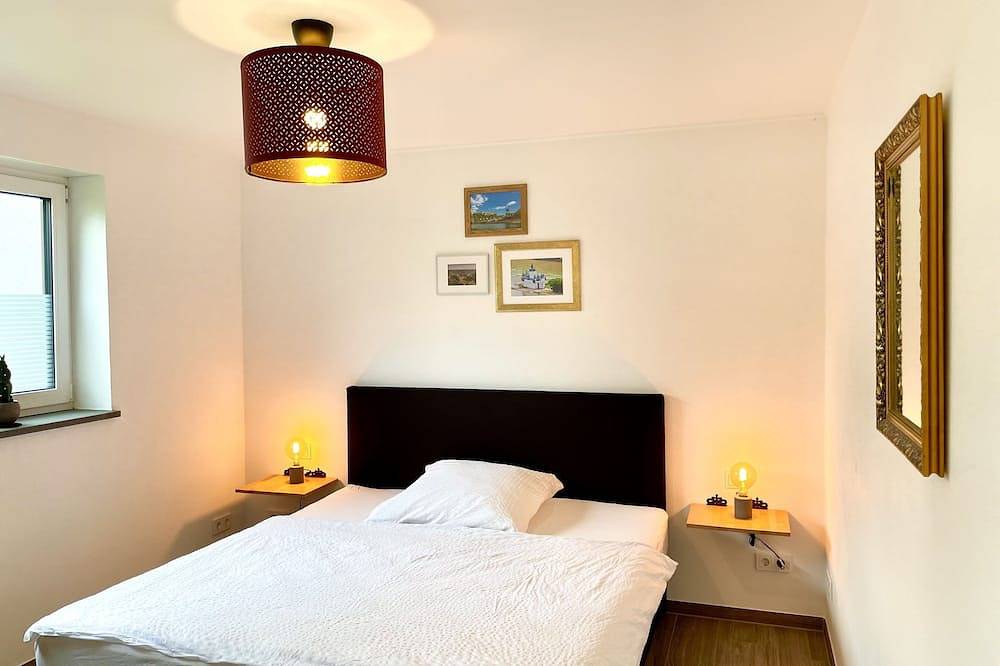 Ganze Wohnung, Neubau 2020! Wunderschöne Ferienwohnung für 2 - 4 Personen in Niederburg, Mittelrhein