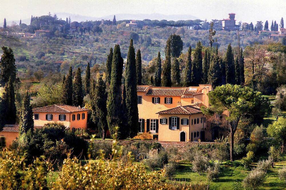 5Br Villa 1 Mile From Dt Florence, W/ Heated Pool! in Comune di Galuzzo (1861-1865), Florence
