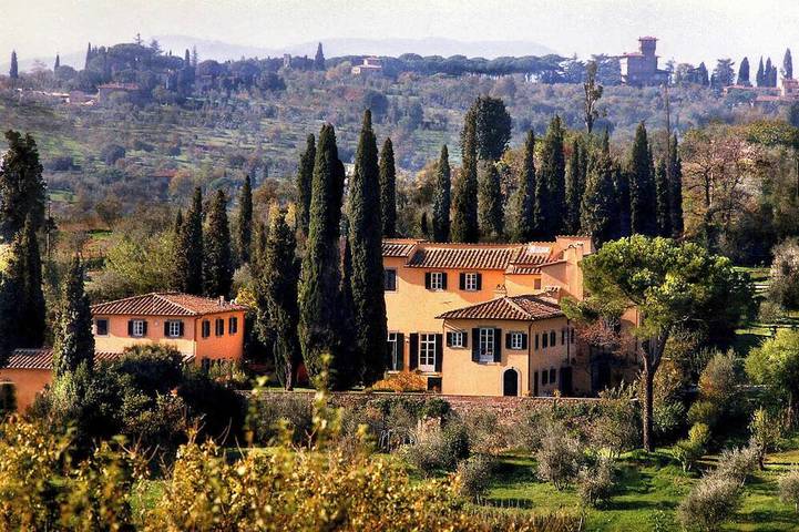 Villa for 10 people, with Balcony and Garden as well as Pool in Florence