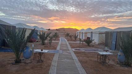 Tente pour 2 personnes, avec jardin et vue, animaux acceptés au Maroc
