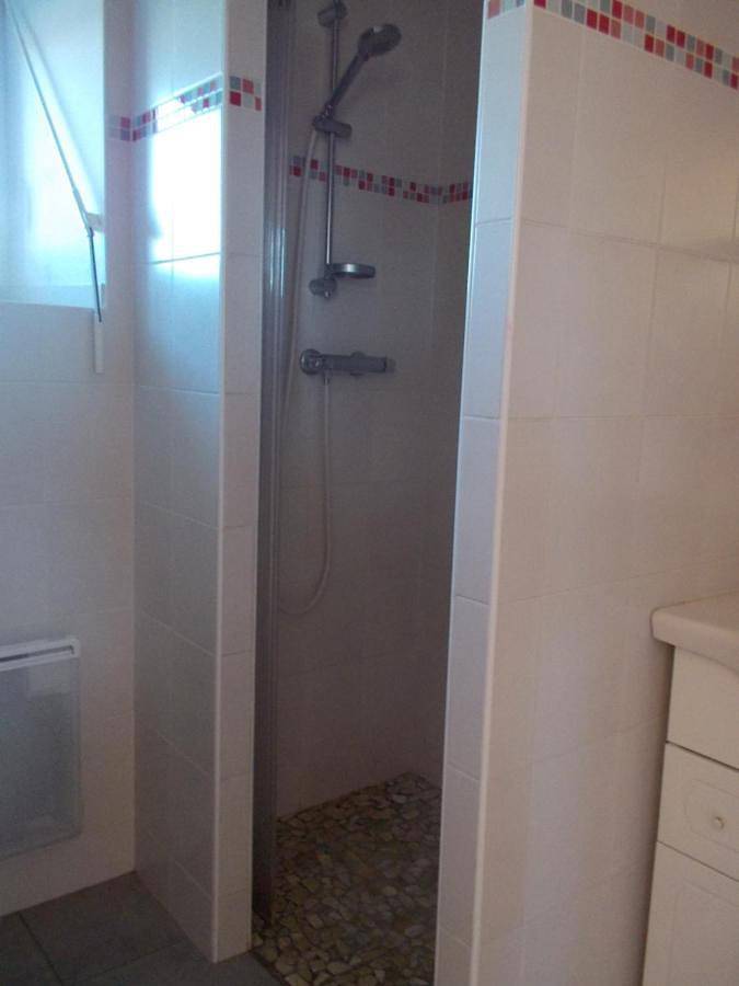 Location de vacances pour 2 personnes, avec jardin, animaux acceptés à Plouguerneau - 4