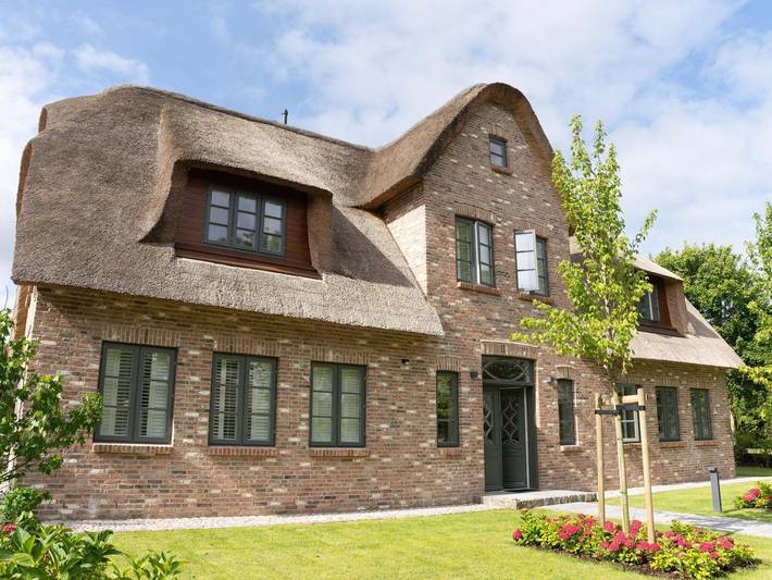 Villa Westküste - "Entspannen in der luxuriösen Villa Westküste – Ihr Traumurlaub wartet!" in Nordfriesische Inseln (Schleswig-Holstein) (Schleswig-Holstein), Alkersum