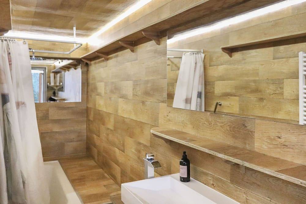 Neu ✨: Künstlerhaus mit Chalet und Terrasse 15min. von München-City in München, Oberbayern