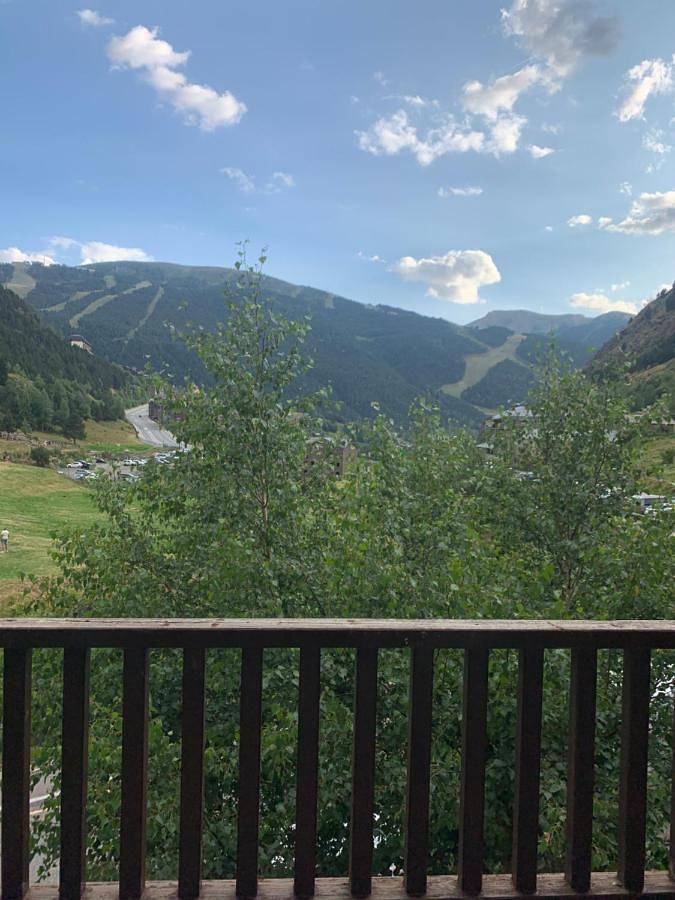Gîte pour 7 personnes, avec terrasse et vue, animaux acceptés dans Incles - 4