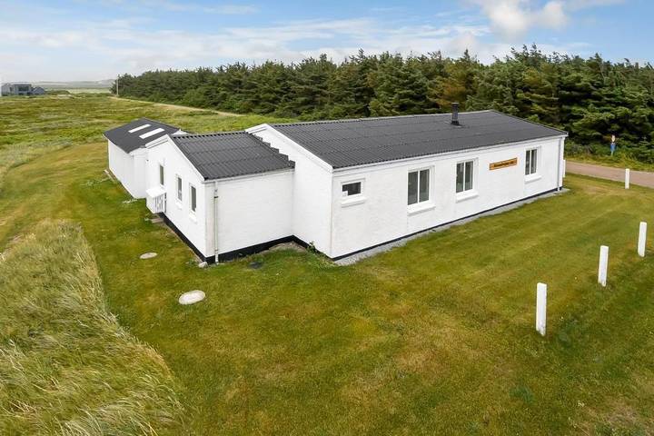 Villa für 7 Personen, mit Balkon/Terrasse - 1
