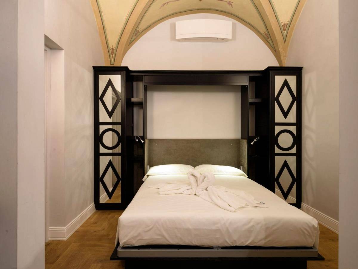 Junior Suite with Terrace in Florence city center, Florence
