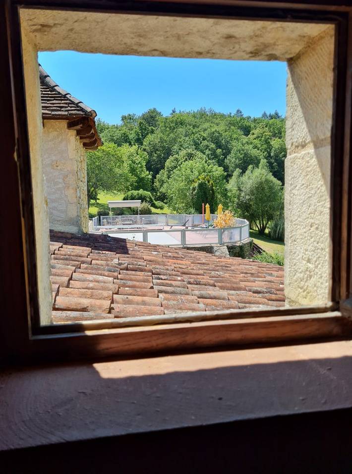 Gîte pour 6 personnes, avec jardin et sauna ainsi que piscine et jacuzzi à Puy-l'Évêque - 3