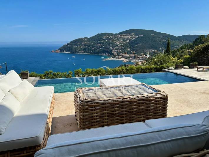 Villa pour 8 personnes, avec balcon/terrasse et piscine à Théoule-sur-Mer - 4