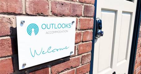 Vakantiewoning voor 14 Personen in Chester, Cheshire, Afbeelding 1