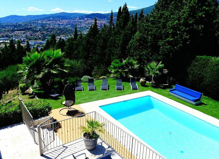 Villa pour 12 personnes, avec piscine et jardin, adapté aux familles à Grasse - 3