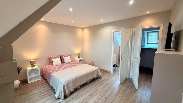 Location de vacances pour 6 personnes, avec jardin et terrasse à Ducey - 4