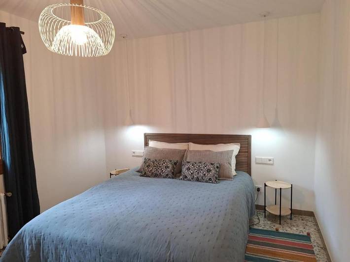 Casa de vacaciones para 7 personas, con terraza además de jardín y piscina - 1