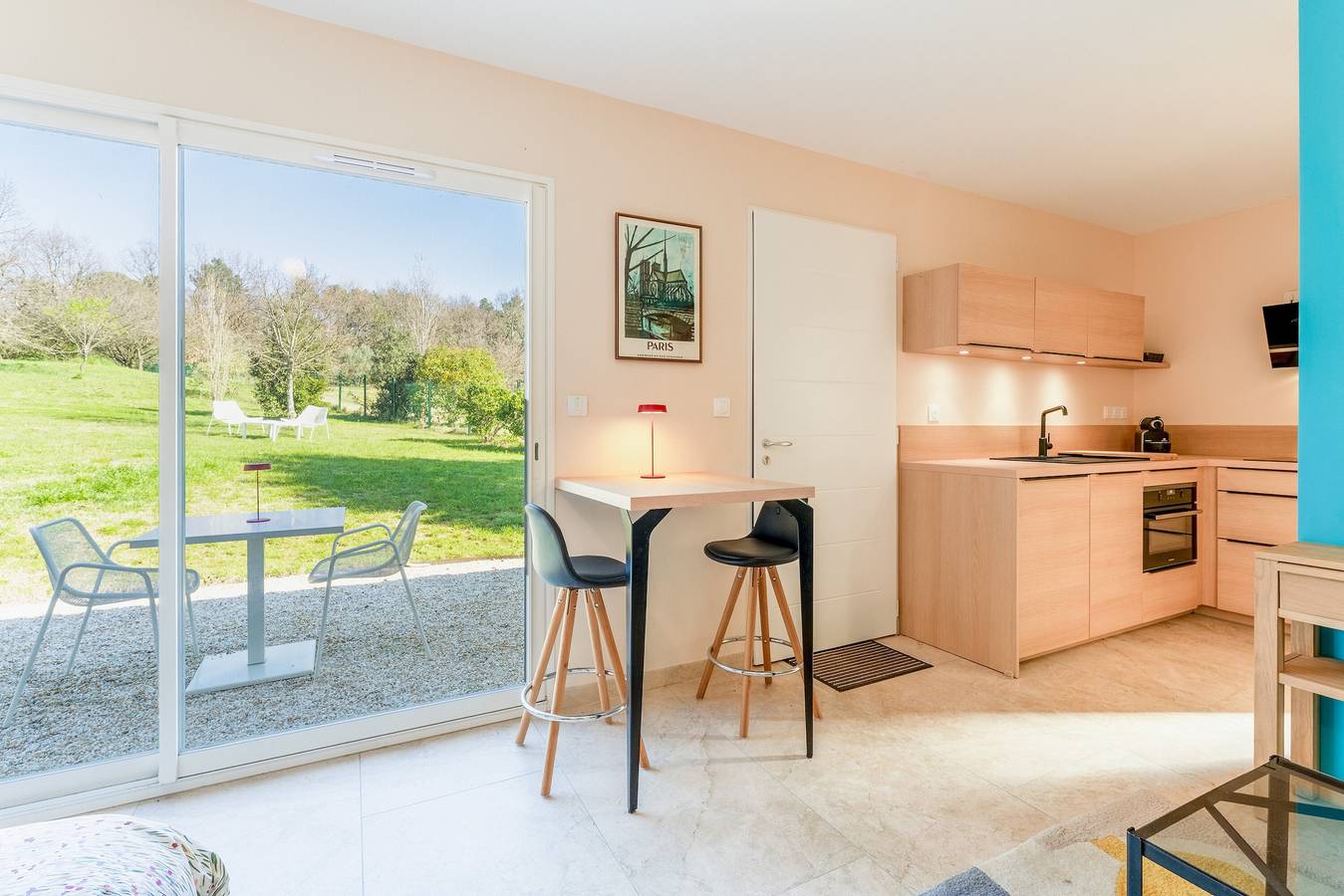 Schönes Studio in Fontarèches (Gard) mit Gemeinschaftspool, Wlan und Klimaanlage in Fontarèches, Nimes und Umgebung