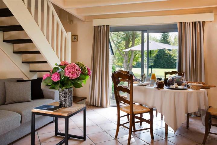 Location de vacances pour 2 personnes, avec piscine ainsi que vue et jardin à Missillac - 4