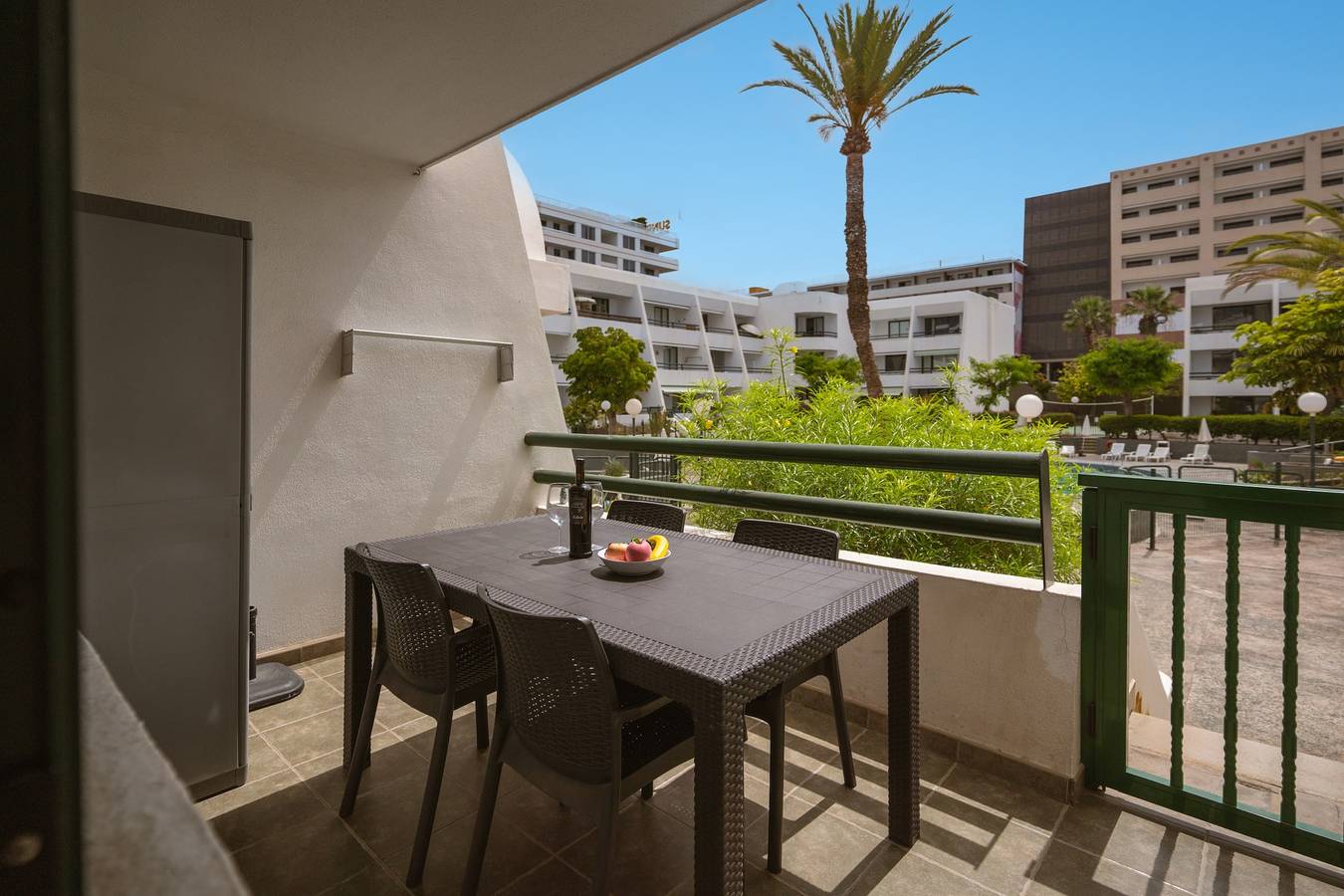 Geheel appartement, Vakantieappartement voor 2 personen met balkon in Playa de las Américas, Arona
