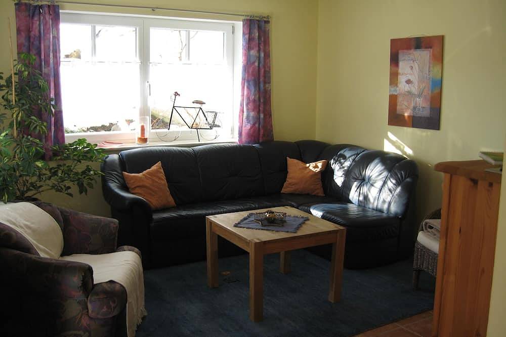 Ganze Wohnung, Ruhige,zentral gelegene Fewo zwischen Bodensee und Alpen in Eglofs, Argenbühl