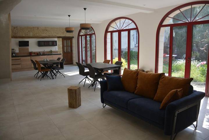 Chambre d’hôte pour 4 personnes, avec piscine et vue ainsi que terrasse et jardin à Vouvray - 2