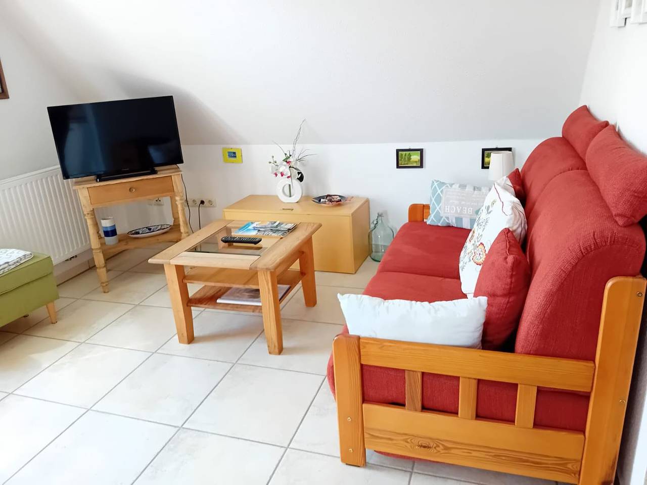 Ganze Wohnung, Eine ruhige und lichtdurchflutete Ferienwohnung im Obergeschoss in Wustrow, Fischland