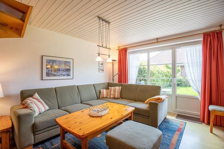 Ferienhaus für 6 Personen, mit Terrasse und Garten in Hooksiel - 2