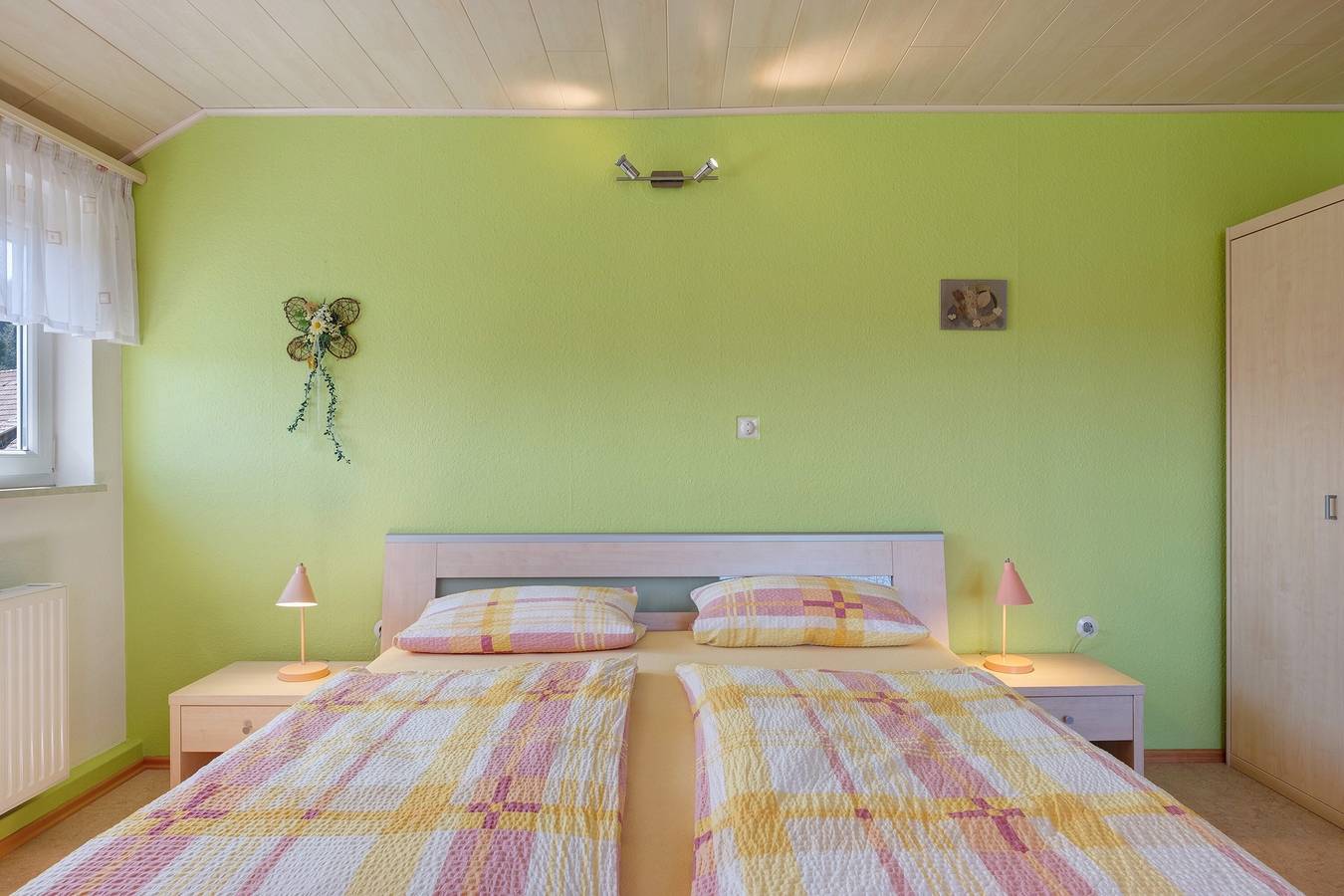 Ganze Wohnung, Ferienwohnung 'Waldblick' mit Bergblick, Gemeinschaftsterrasse und Wi-Fi in Schramberg, Mittlerer Schwarzwald