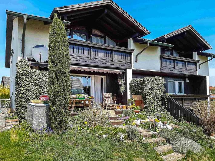 Ganze Wohnung, Ferienwohnungen am Hasenweg - Ferienwohnung Enzian mit Blick auf die Morgensonne in Ruhstorf an der Rott, Ostbayern
