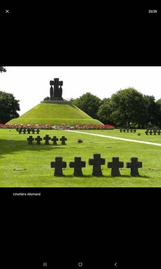 Gîte pour 4 personnes, avec jardin à Le Molay-Littry - 3