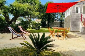 Gîte pour 6 personnes, avec jardin à Étaules