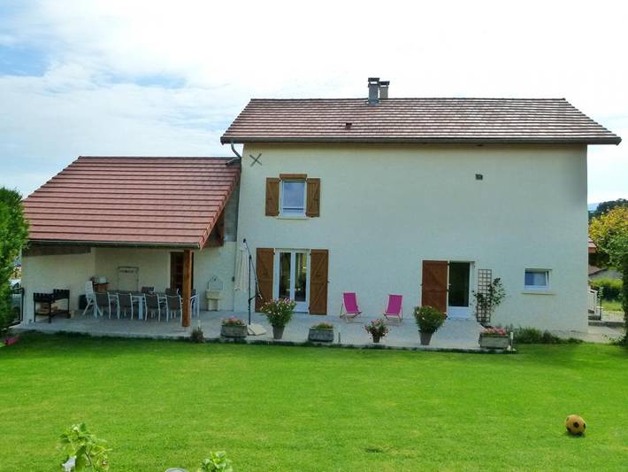 Gîte pour 8 personnes, avec Terrasse et Jardin