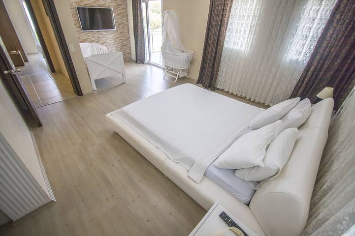 Villa Hadigari avec piscine privée / piscine pour enfants / jacuzzi et prix si raisonnable in Ortaca, Égée turque