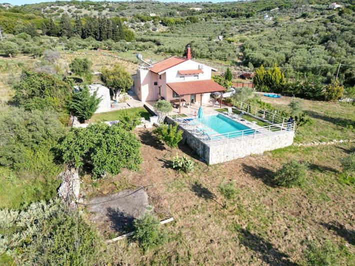 Villa für 6 Personen, mit Garten und Pool sowie Ausblick, kinderfreundlich - 1