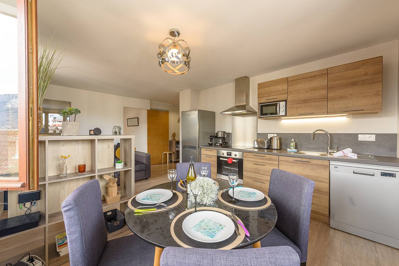 Apartamento entero, Le Majesté 4 - 4ème étage, lac et commodités à proximité in Annecy, Región de Annecy