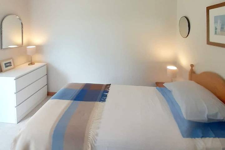 Location de vacances pour 6 personnes, avec jardin à Rouzède - 4