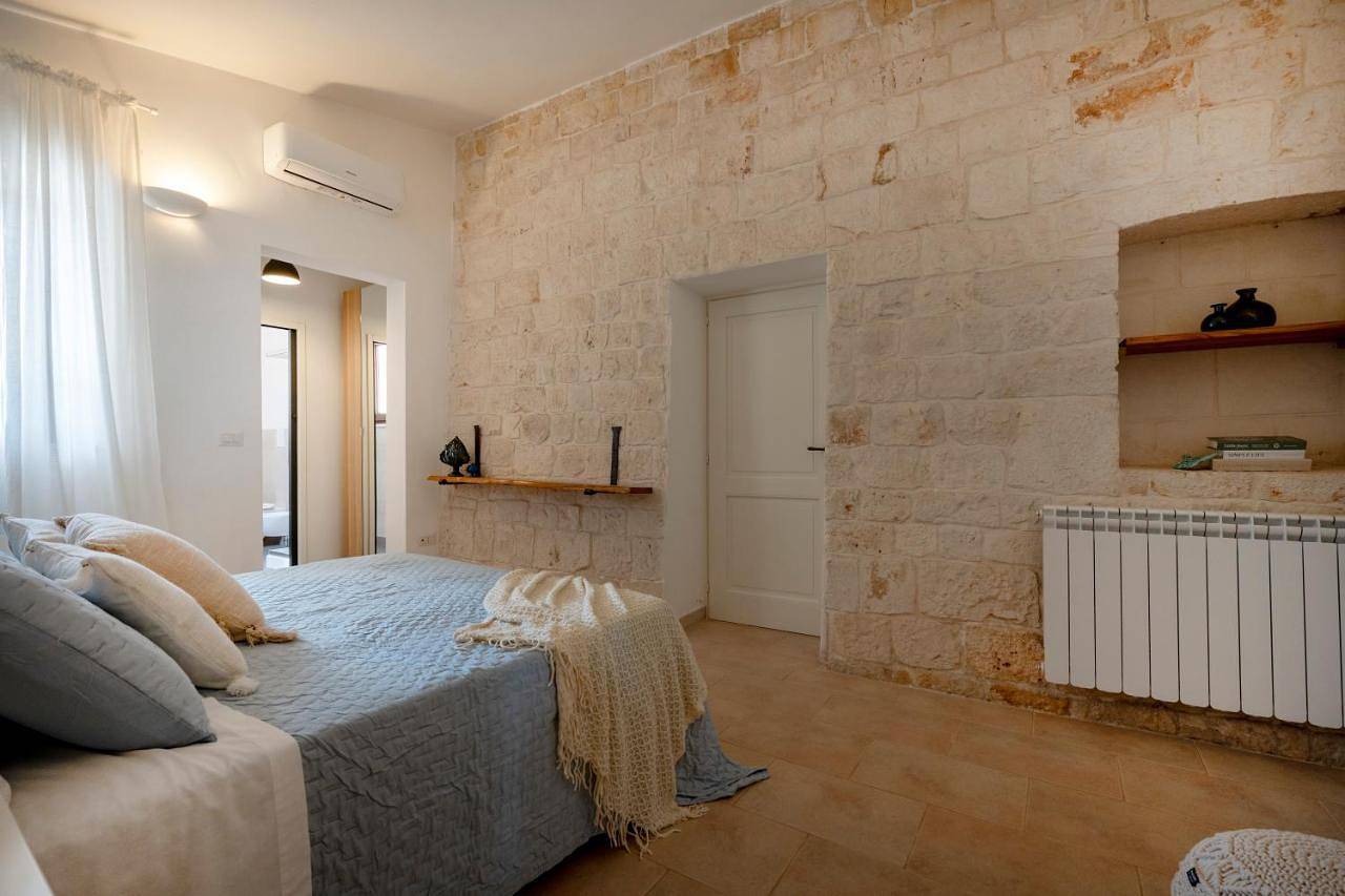 Oltre i coni in Santa Lucia Bari, Monopoli